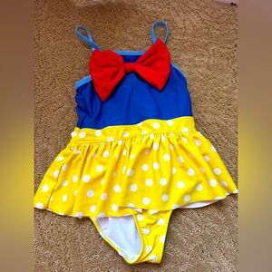 Ruffle Butts. Snow White. 5